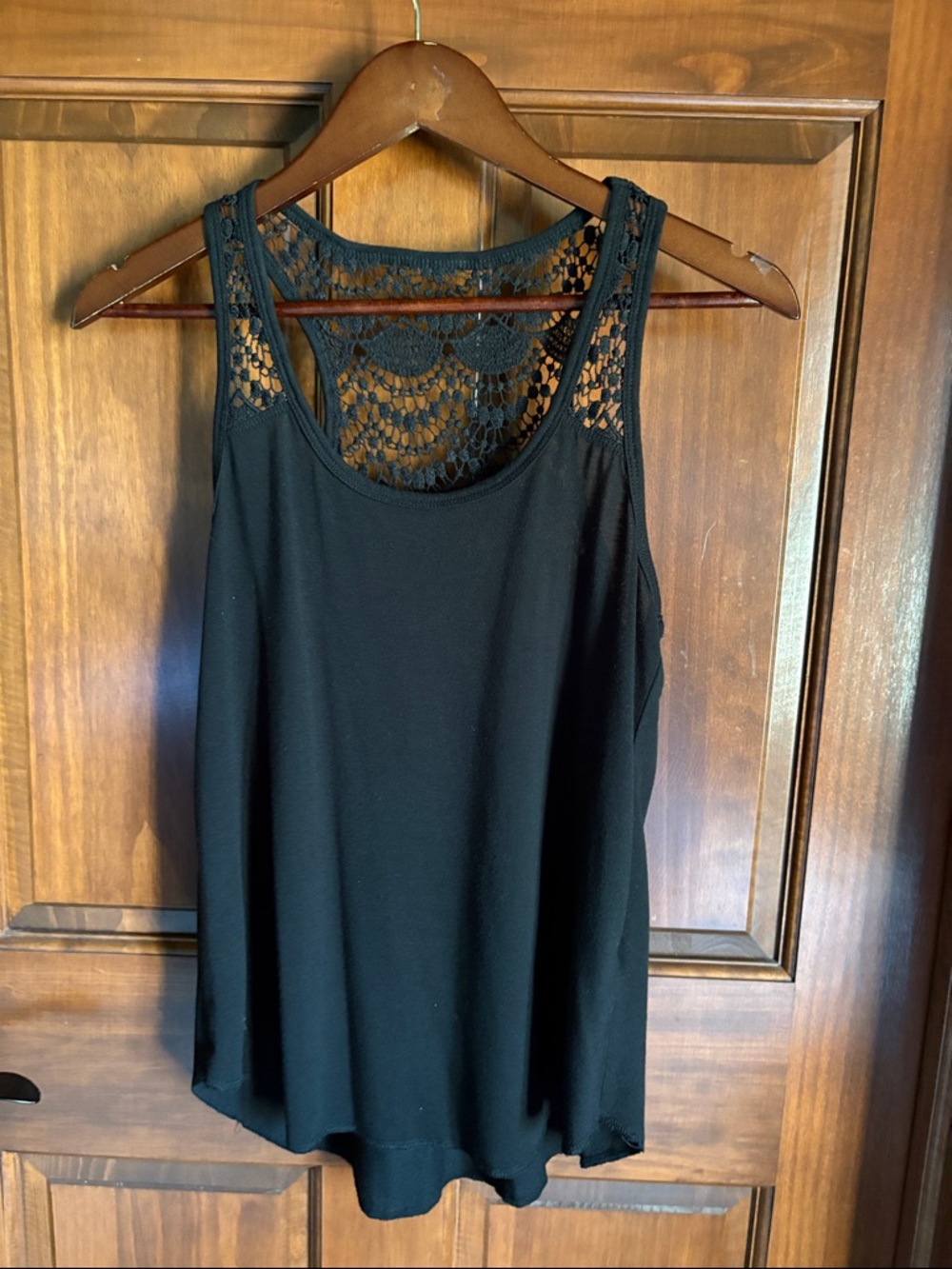 Black Lace Embellished Racerback Tank Top, Slight High-Low, Shirt-Tail Hem -M